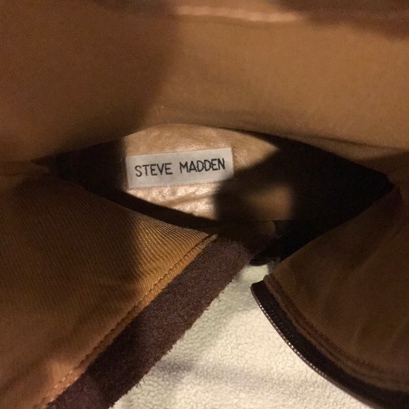 Steve Madden size 9 1/2 chocolate brown suede boots. - Picture 4 of 5